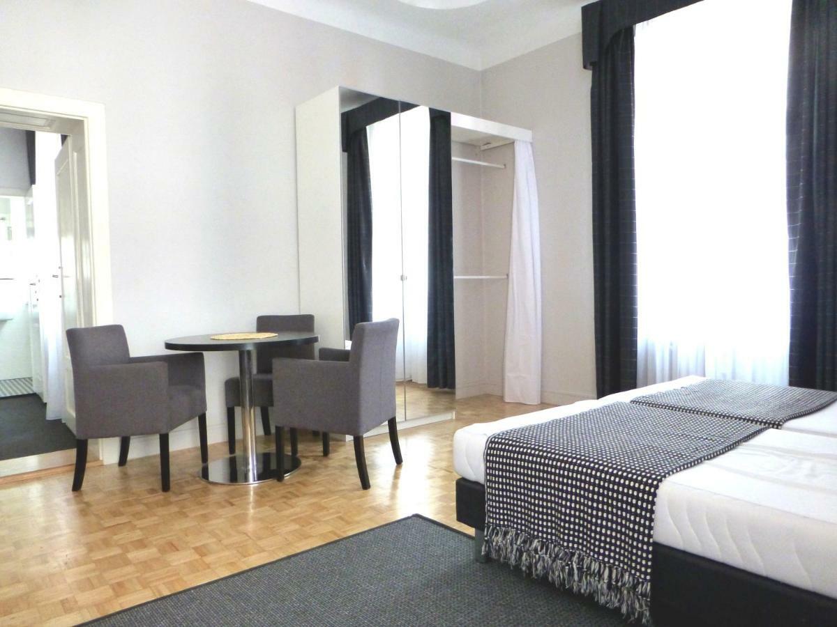 7 Rooms Mtp Poznan Ngoại thất bức ảnh