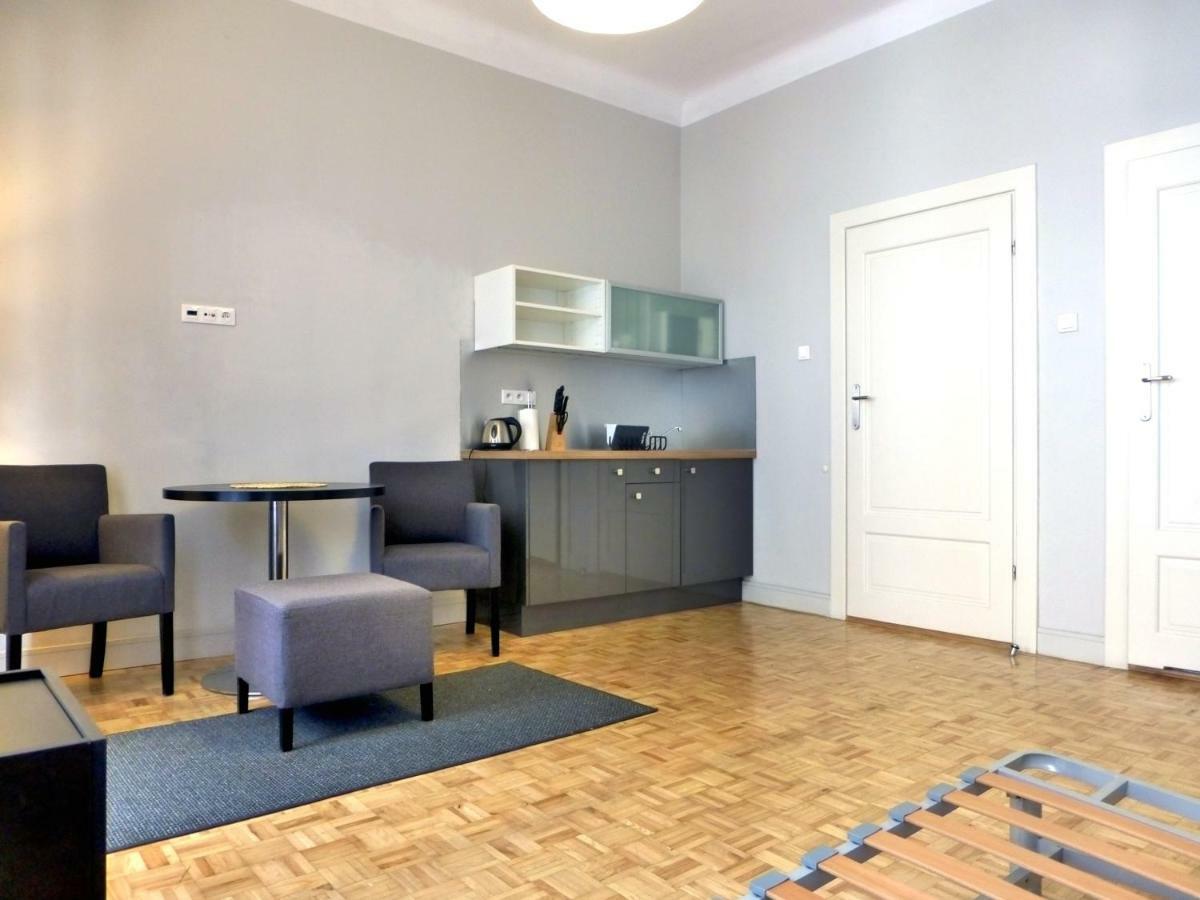 7 Rooms Mtp Poznan Ngoại thất bức ảnh